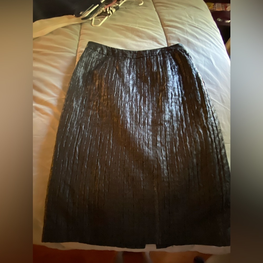 Collection Harve Benard Black knee high skirt size 6